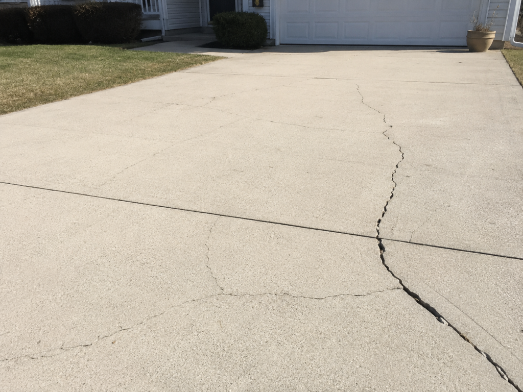 concrete driveway damage signs (1)